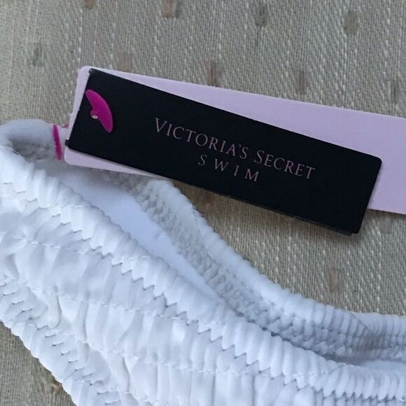 VICTORIAS Secret bikini bottom smocked finish - Picture 6 of 8